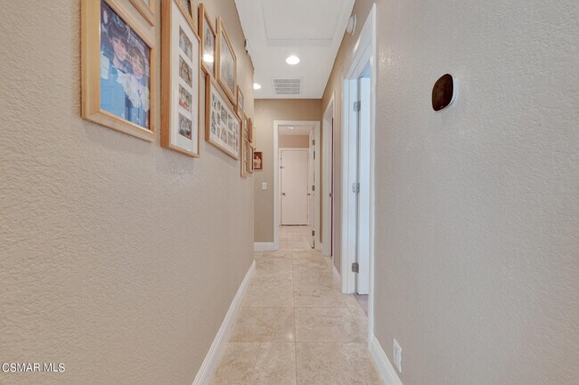 Building Photo - 4542 Skidmore Ct