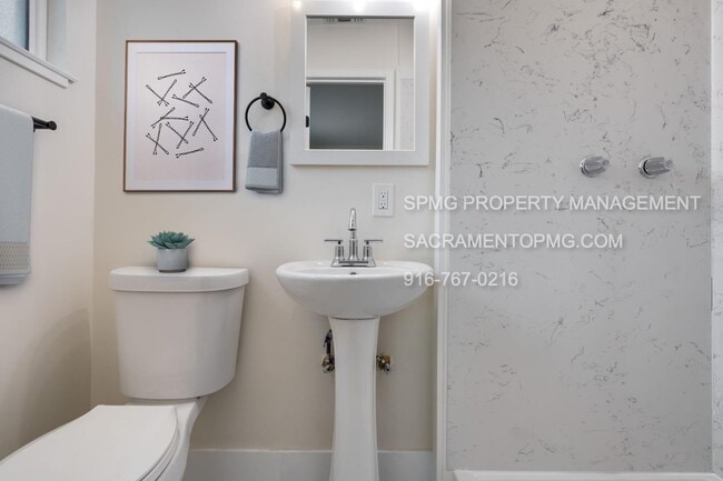 Building Photo - 8225 Zenith Dr