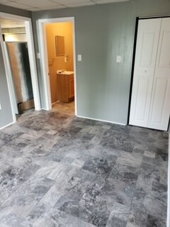 Building Photo - 30 W Commerce St