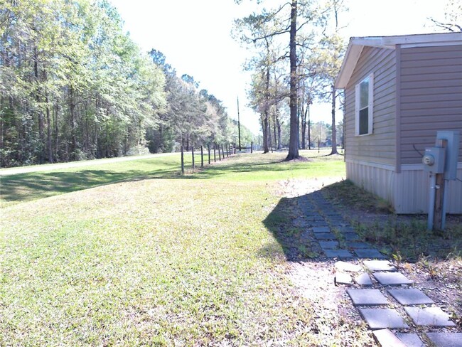 Building Photo - 22 Chipmunk Trail