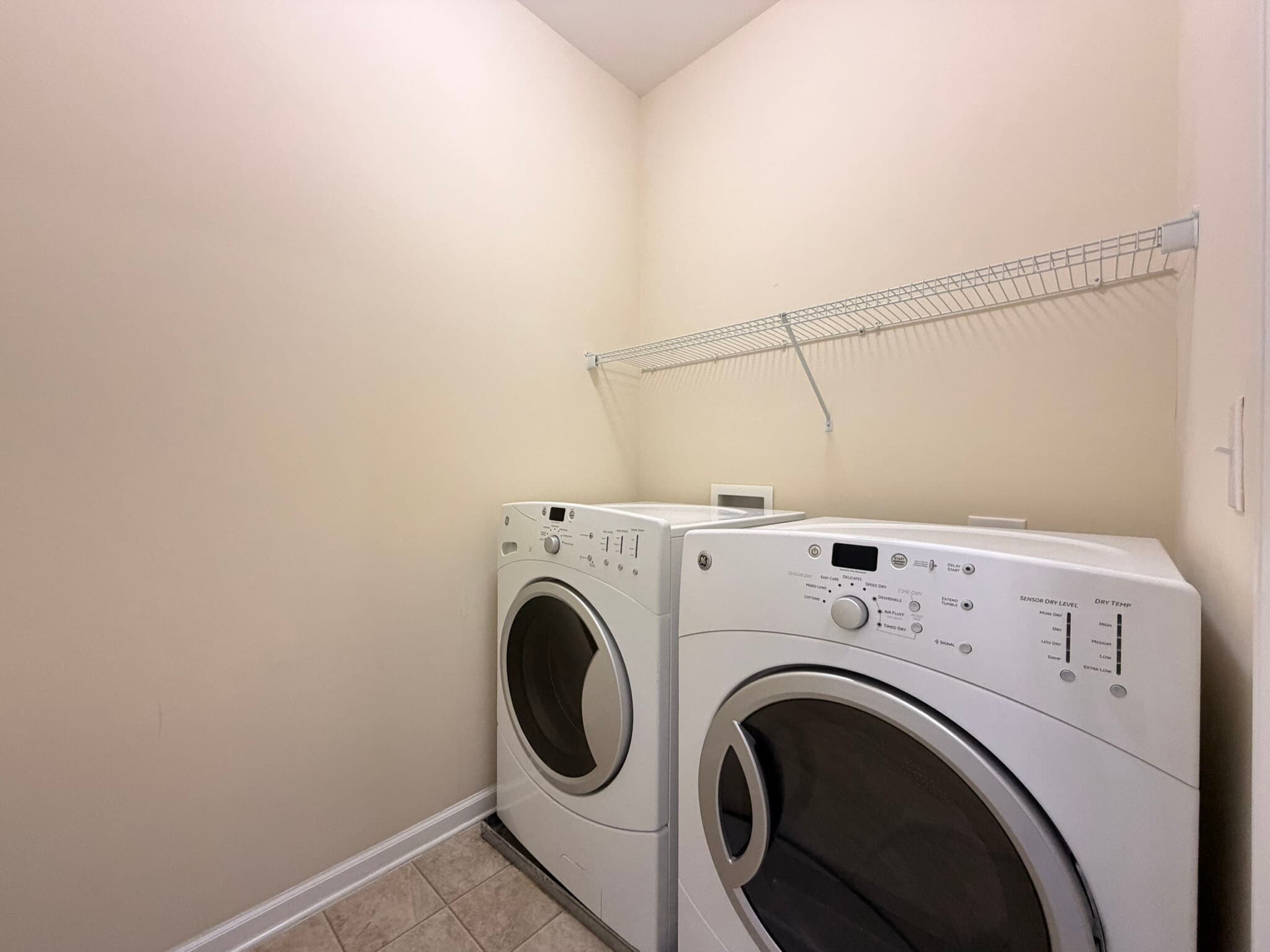 Building Photo - 8268 Primanti Blvd