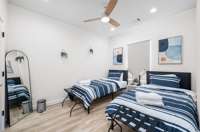 Building Photo - 7089 Tierwester St