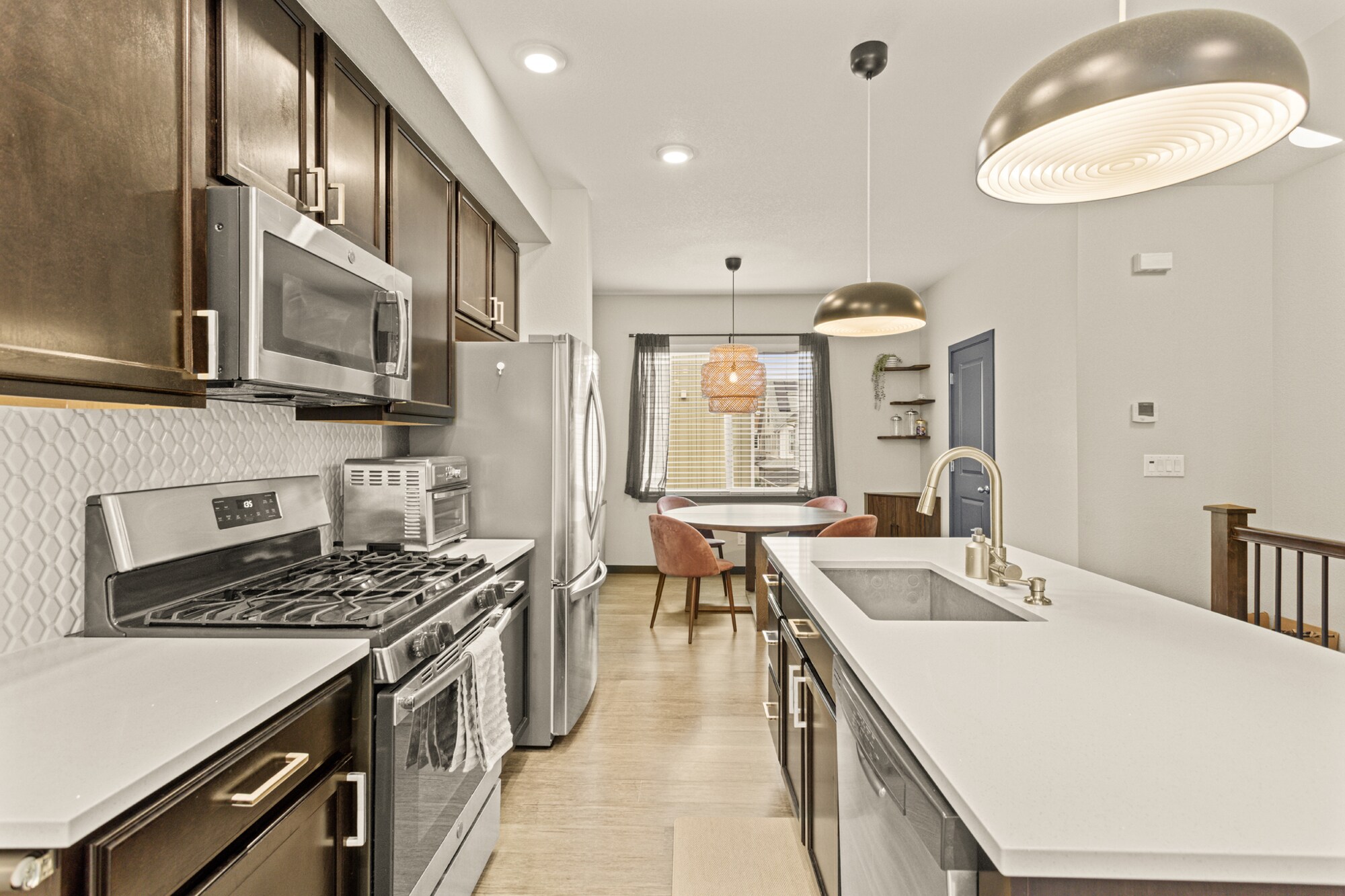 Building Photo - 2840 S Fox Ct