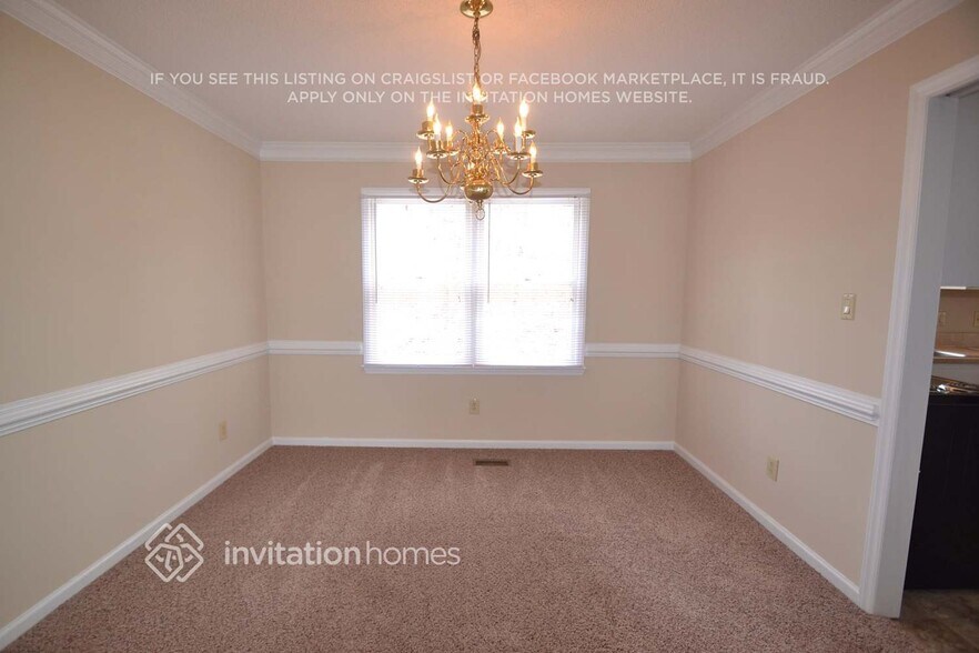 Building Photo - 2329 Century Oaks Ln