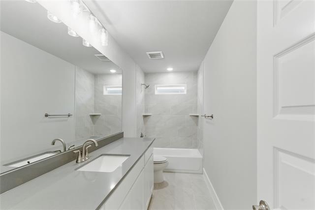 Building Photo - 2617 Tanager St