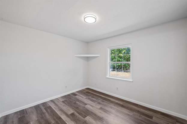 Building Photo - 2215 Overbrook Dr