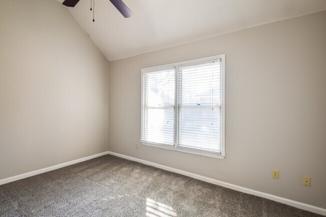 Building Photo - 1562 Appling Wood Cove N