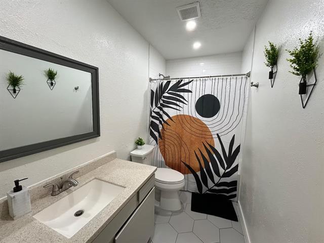 Building Photo - 16662 Royal Mile Ln