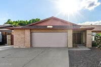 Building Photo - 16638 N 46th Ln