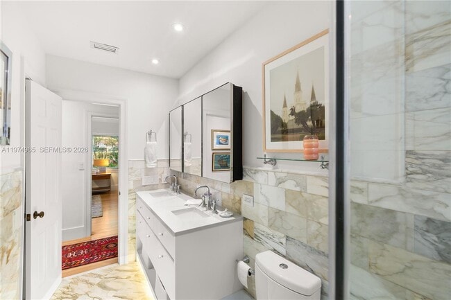 Building Photo - 600 San Lorenzo Ave