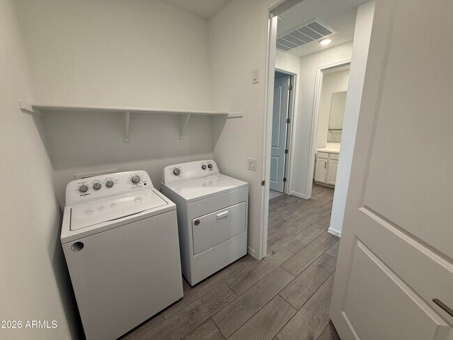 Building Photo - 4248 Brenley Dr