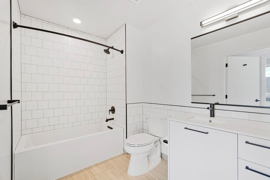 Building Photo - 1625 Eckington Pl NE