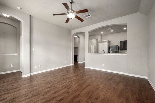 Building Photo - 2131 Naples Wy