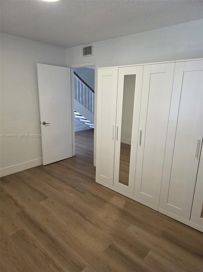 Building Photo - 10951 Cypress Rd