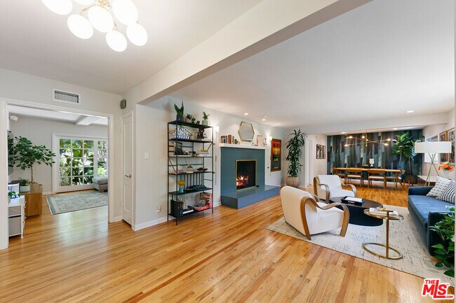 Building Photo - 3644 Goodland Ave