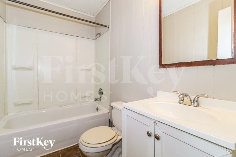 Building Photo - 1769 Sugarloaf St