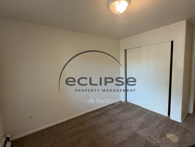 Building Photo - 497 Coronado Ct