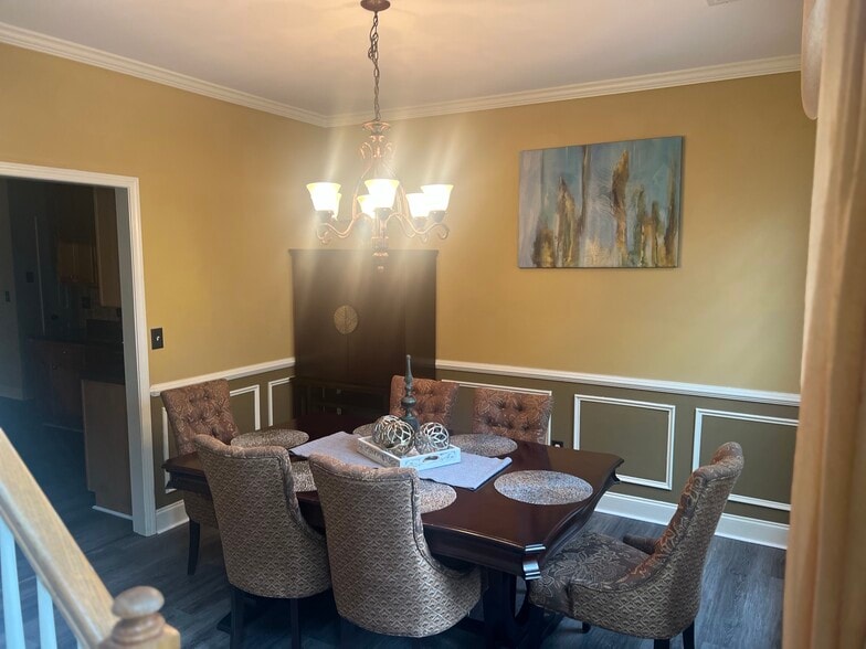 formal dining room - 629 Kaylins Ct