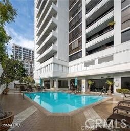 Building Photo - 10660 Wilshire Blvd