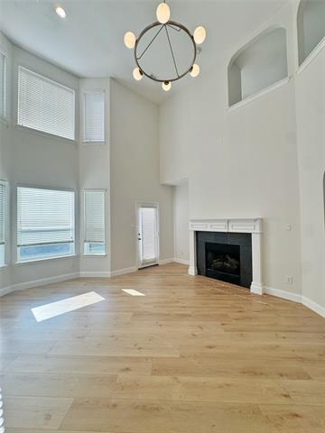 Building Photo - 8339 Davis Dr