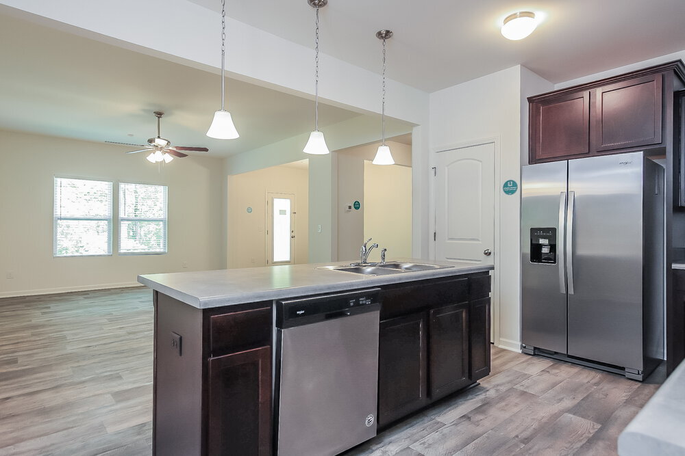 Building Photo - 559 Green Willow Cir