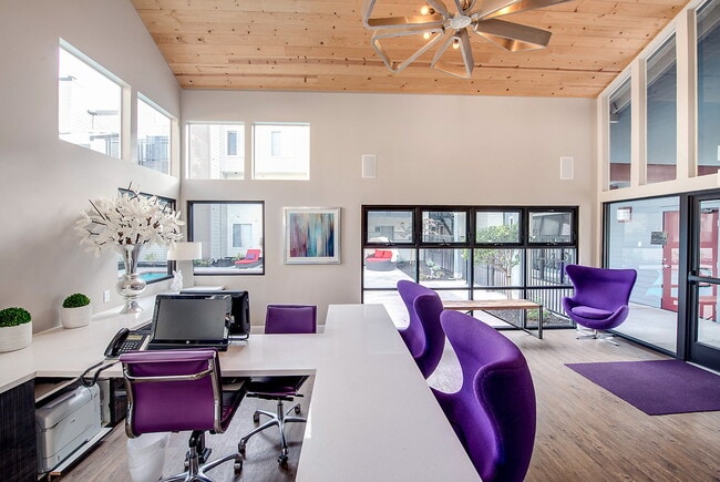 Building Photo - Windsor Ridge