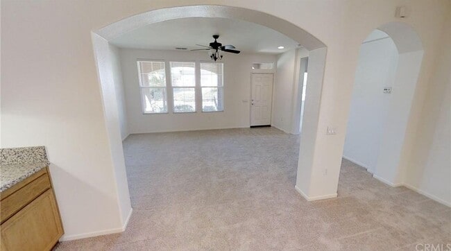 Building Photo - Wonderful 55+ 3 Bedroom 2 Bathroom In "Four Seasons" Of Hemet!