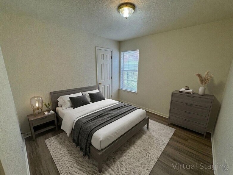 Building Photo - 1606 Dugger Cir