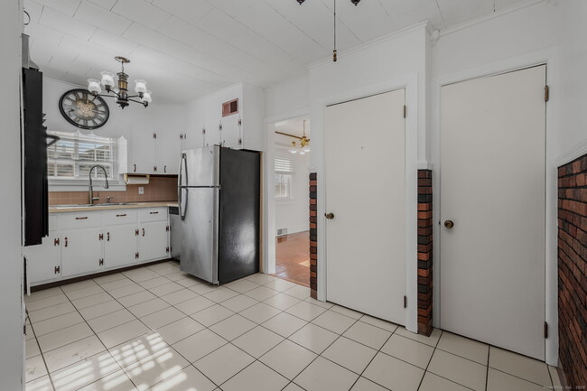 Building Photo - 139 Pennsylvania Ave