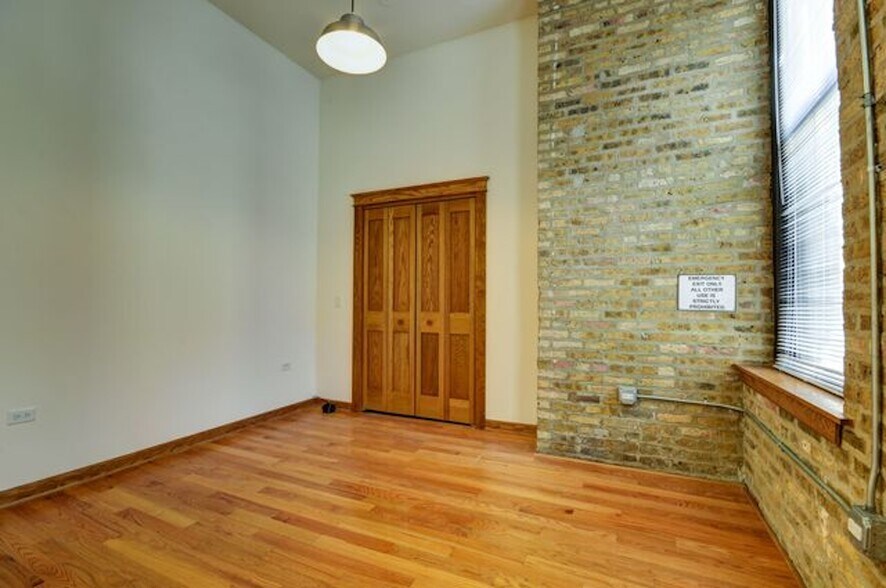 Building Photo - 123 N Jefferson St