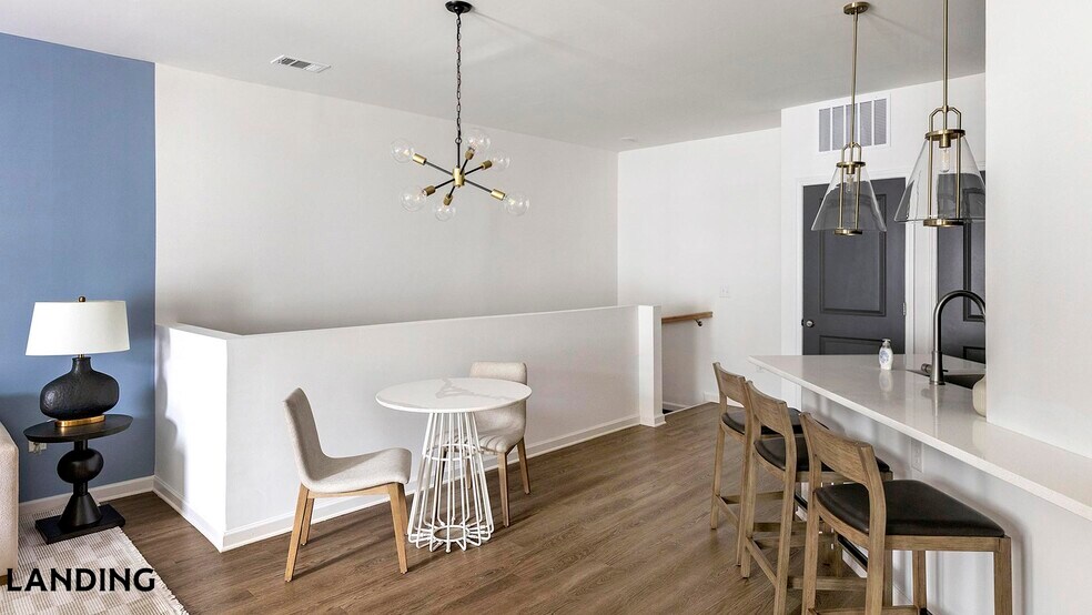 Building Photo - 560 Jack Clift Blvd