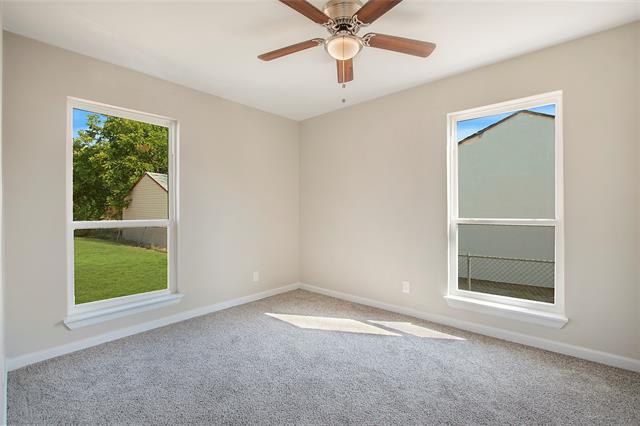 Building Photo - 2709 Kilburn Ave