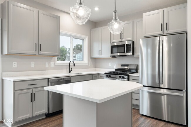 Building Photo - 335 Atlas Dr