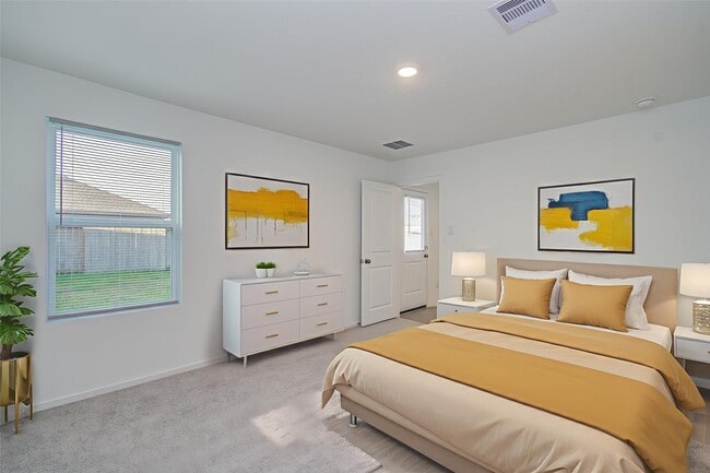 Building Photo - 25364 Carnation Ct