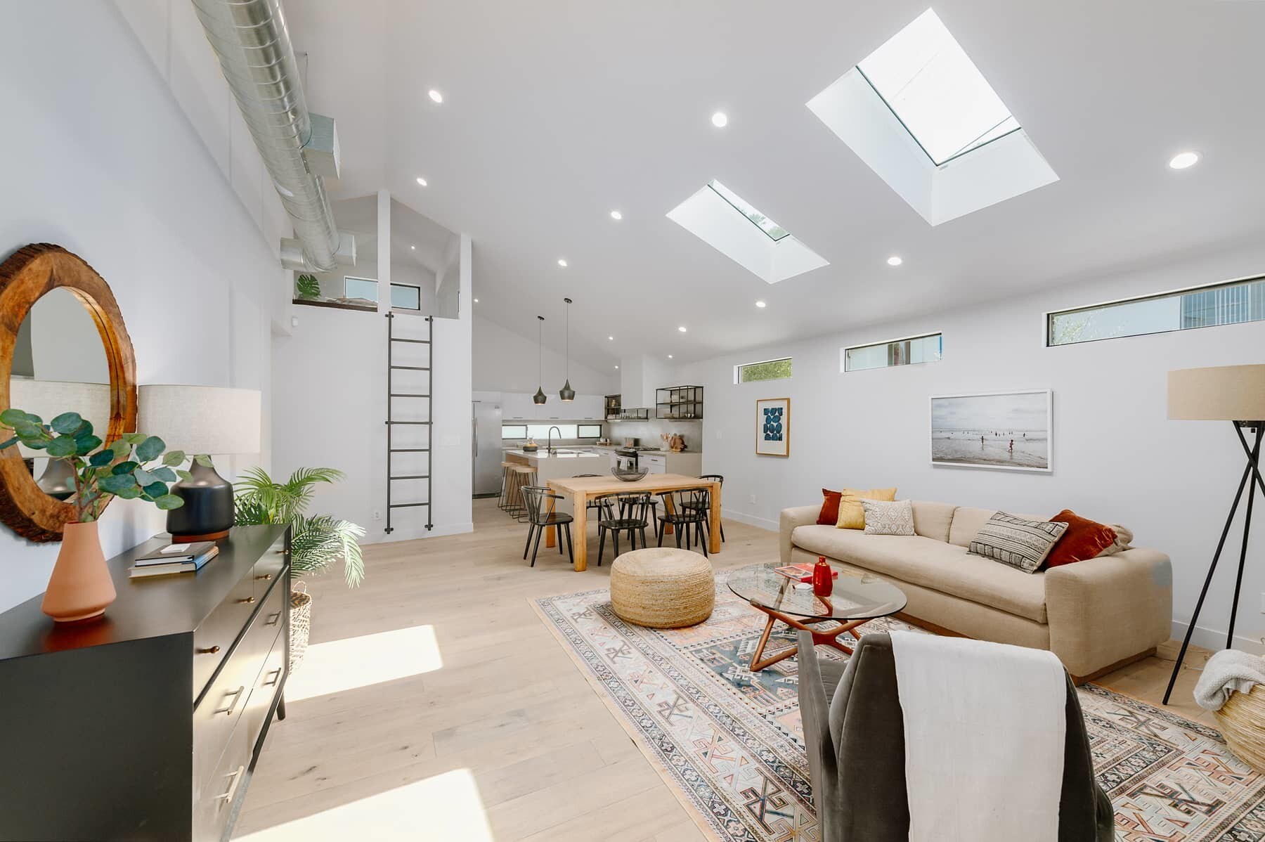 Building Photo - 3429 Larissa Dr