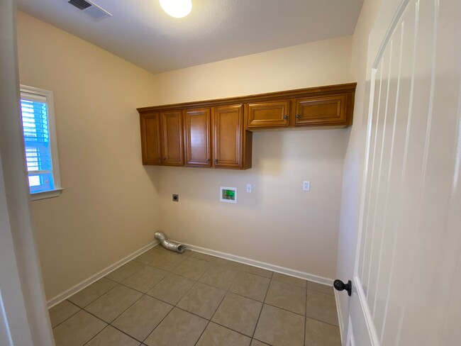 Building Photo - Bartlett 4 Bedroom 2.5 Bath Rental Home in...