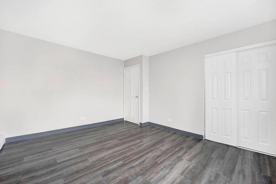 Building Photo - 10339 McVicker Ave