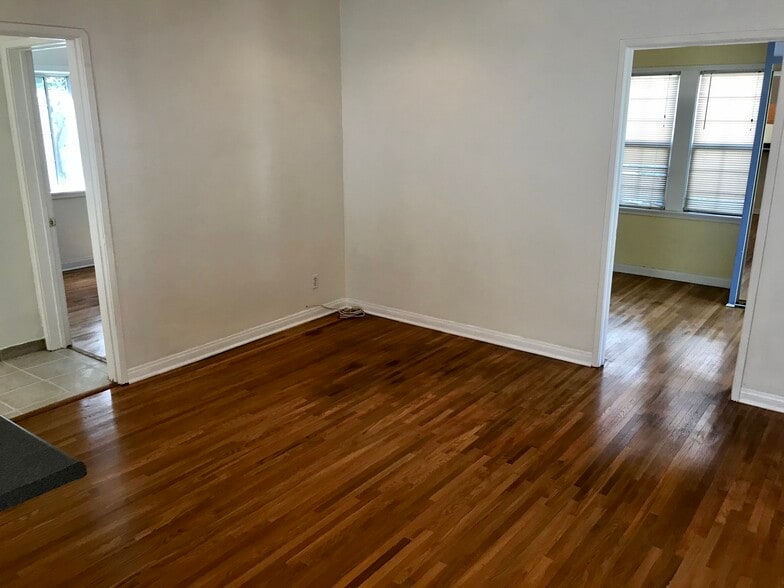 Living Room - 5362 Monroe St