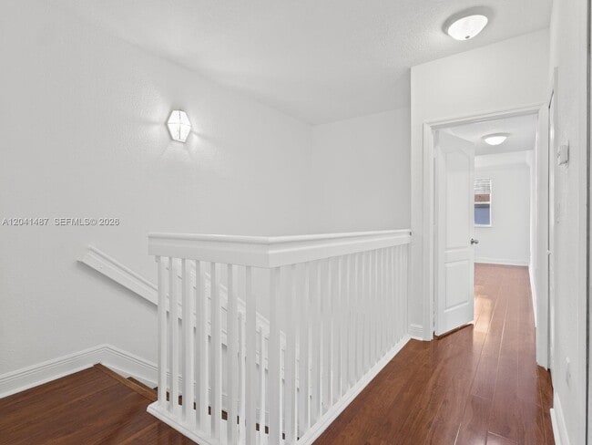Building Photo - 10966 NW 43rd Terrace