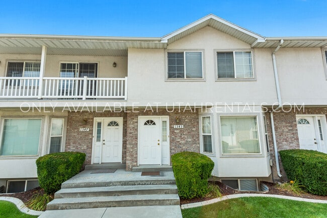 Building Photo - 1343 S 1370 E