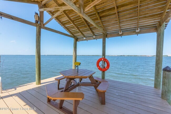 Building Photo - 115 Indian River Dr