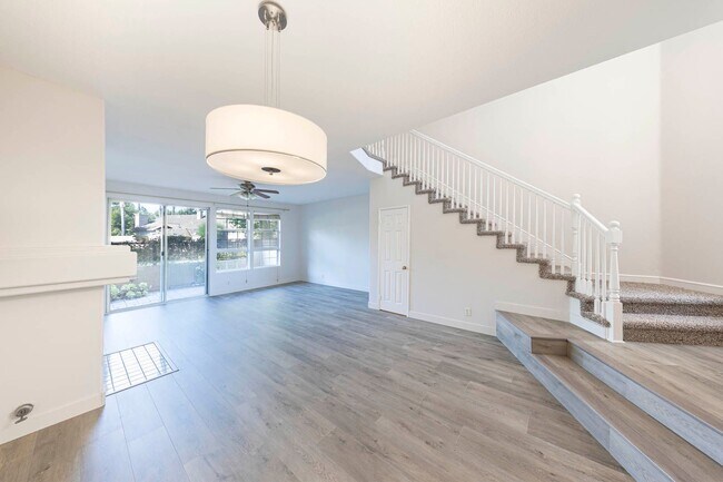 Building Photo - Spacious two-story Townhome
