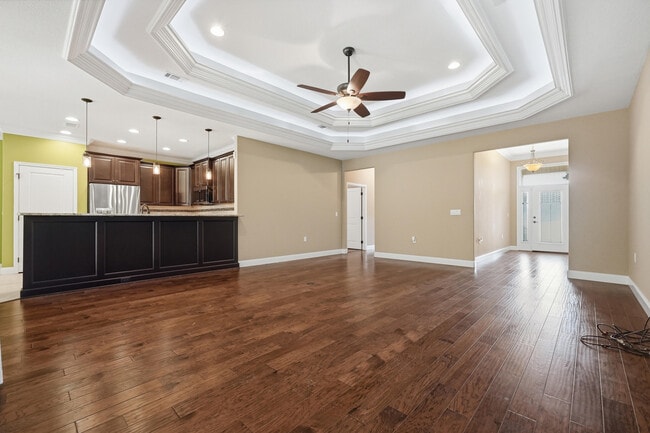 Building Photo - 2348 Cummings Dr