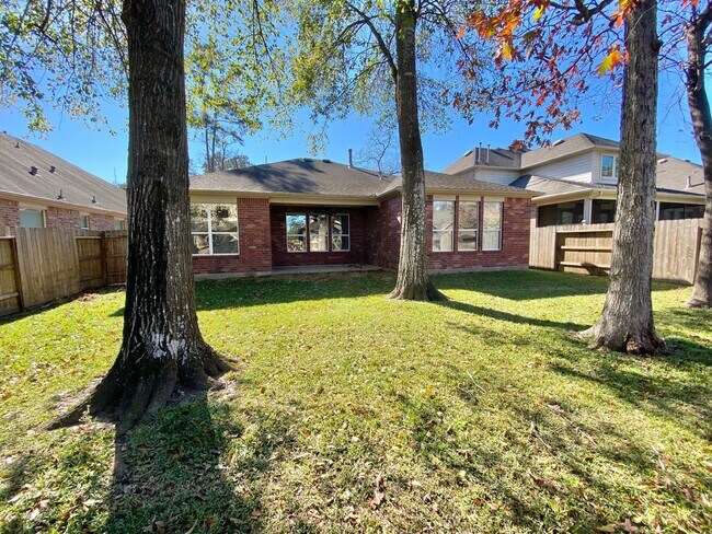 Building Photo - 147 Clearmont Pl
