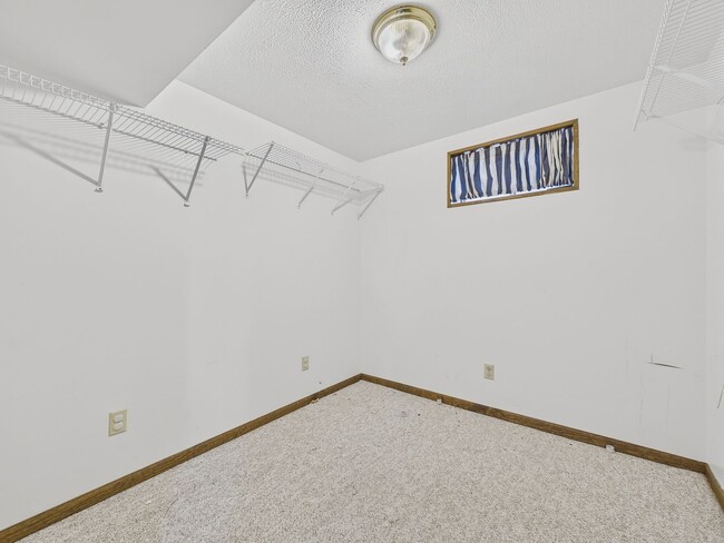 Building Photo - Gorgeous Home in Centennial!