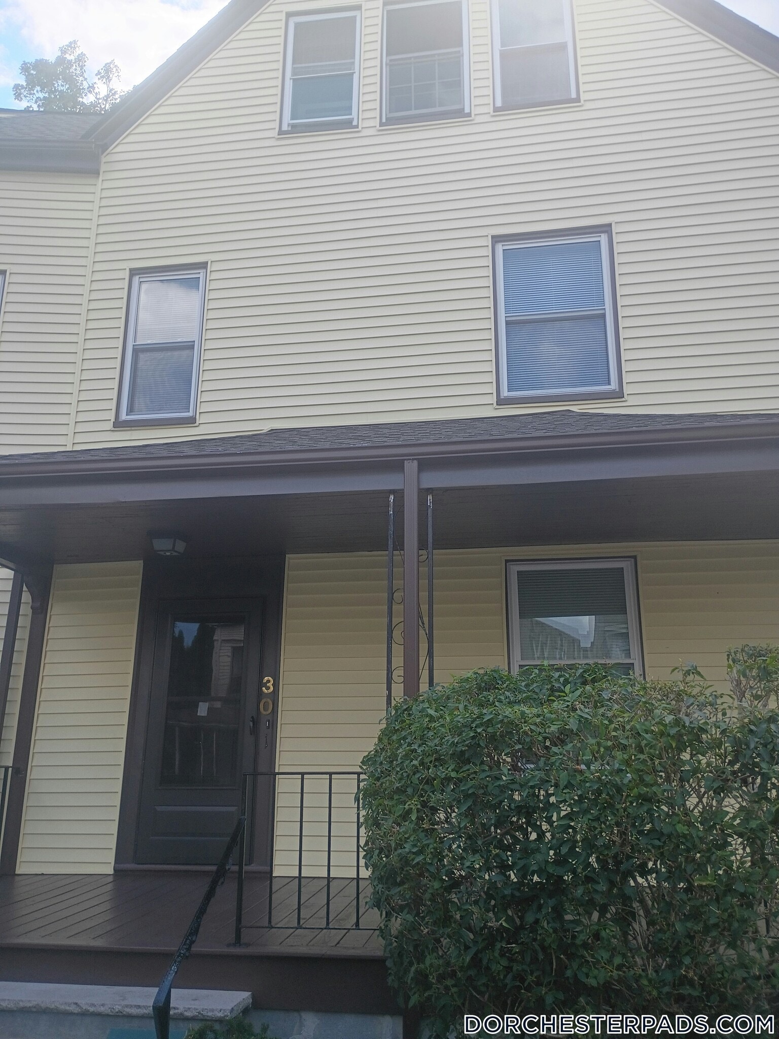 Building Photo - 30 Wenonah St
