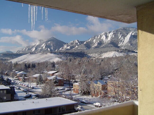 Building Photo - Rare 1-bed Boulder Condo on 7th Floor, Fantastic Views of Flatirons