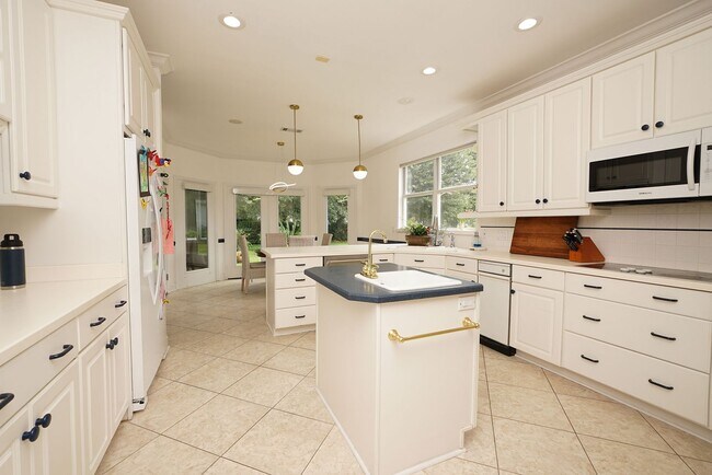 Building Photo - Great Location in Bluewater Bay