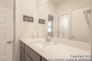 Building Photo - 1516 SPECHTS