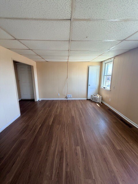 Building Photo - 2119 Seneca Rd